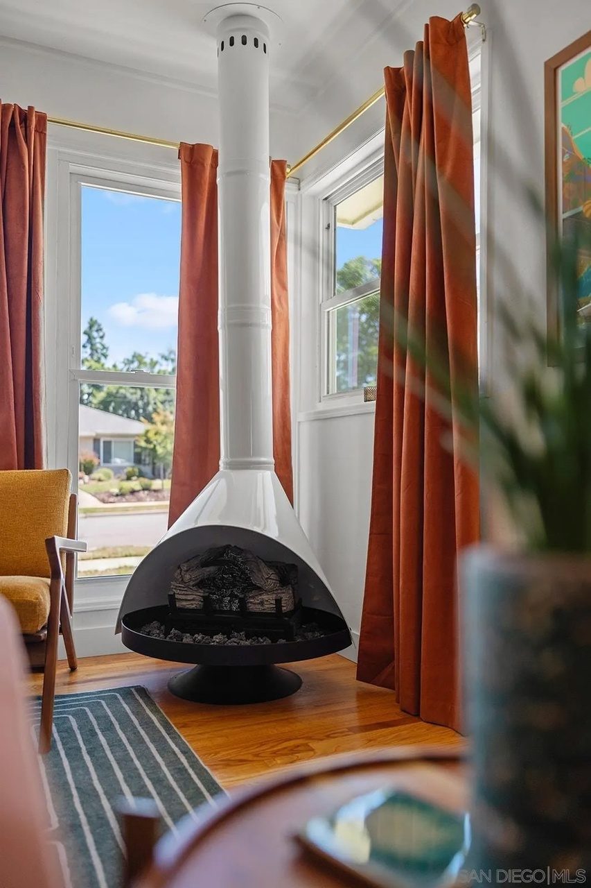The Malm Zircon fireplace