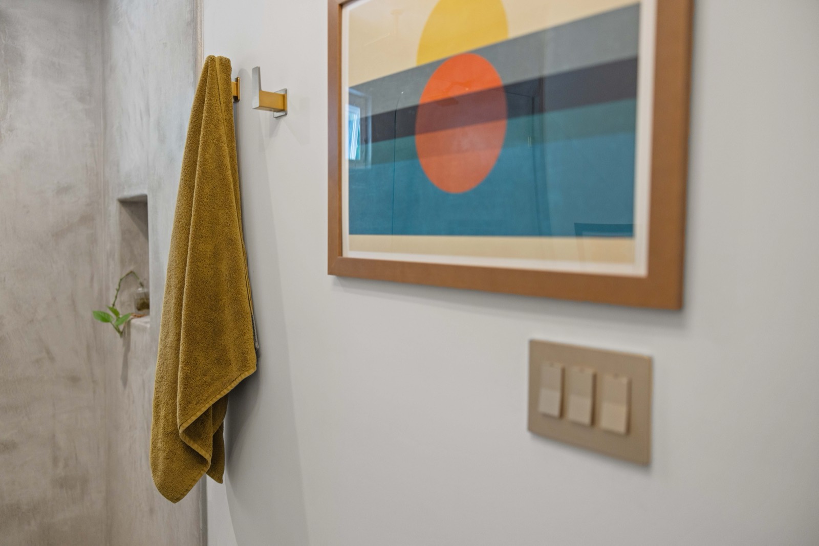 Bath details