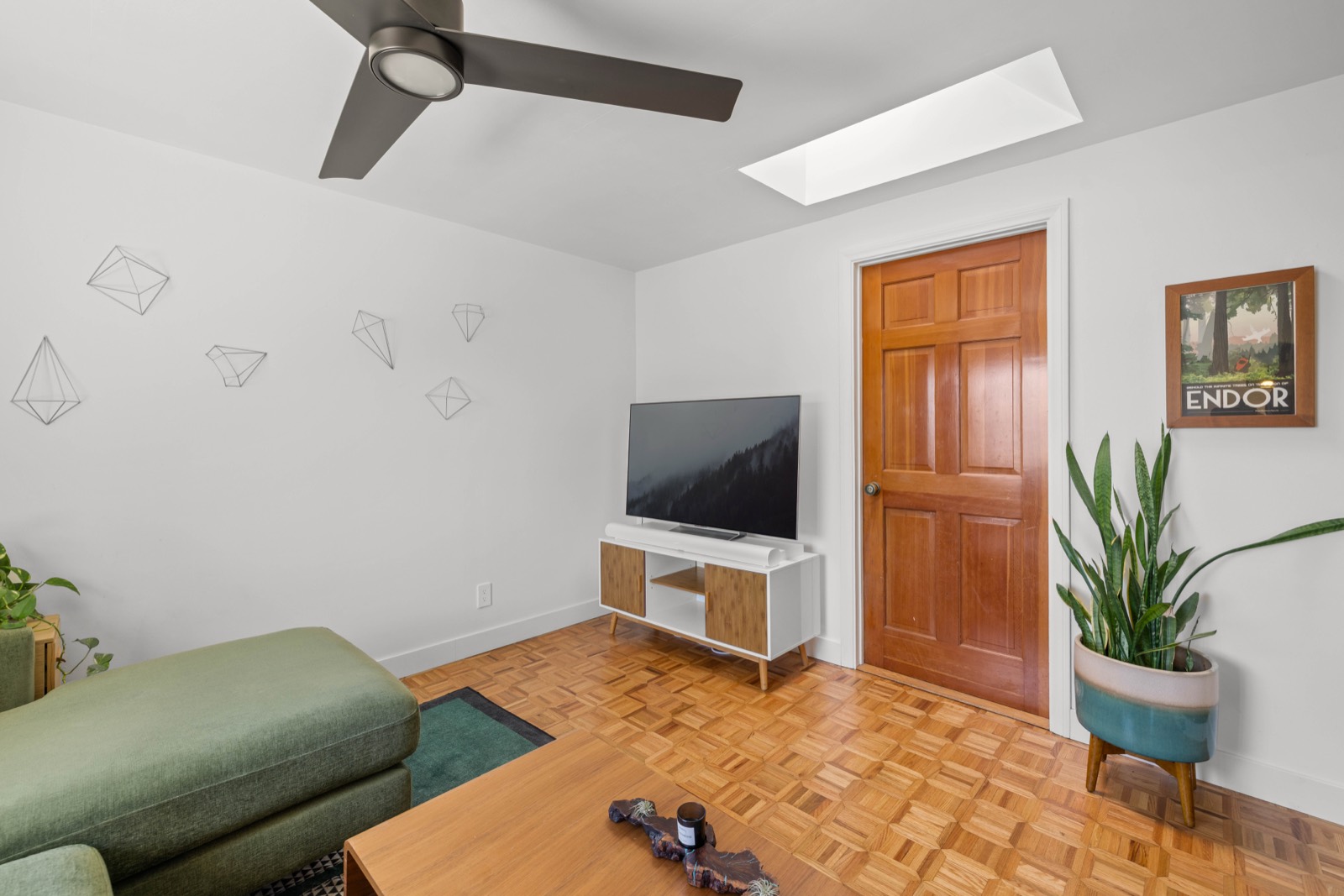 The bonus room with skylight